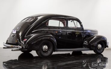 Ford-Standard-Tudor-1940-Sedan-8