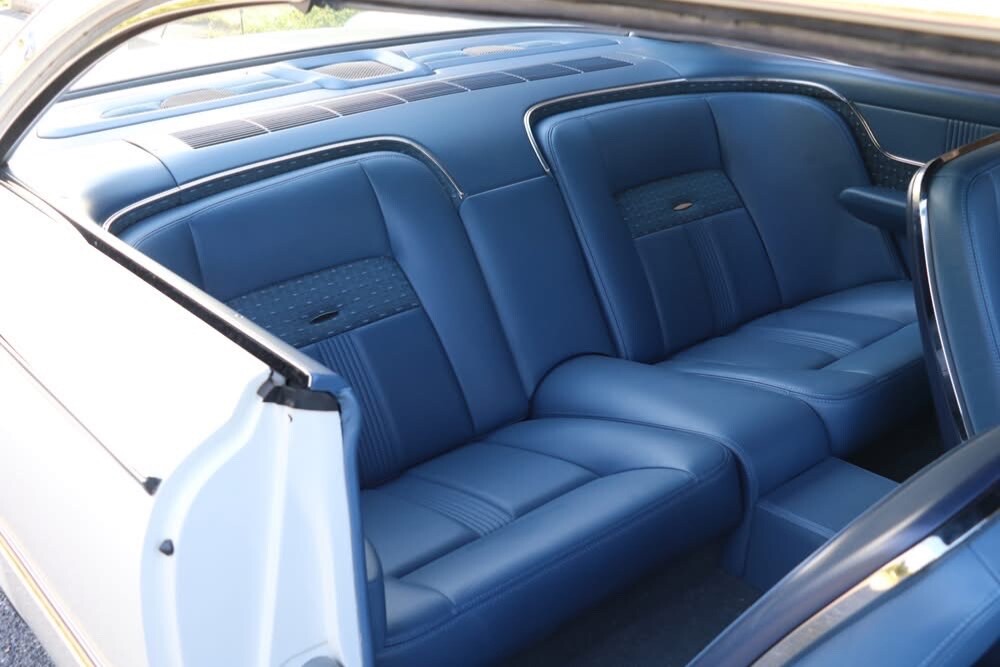 Ford-Starliner-1961-Coupe-16