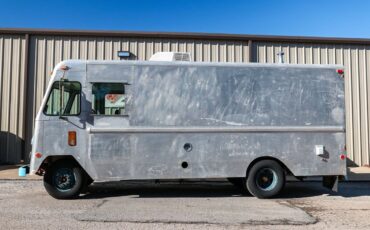 Ford-Step-Van-1970-Van-1