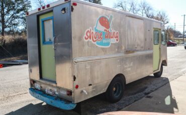 Ford-Step-Van-1970-Van-4