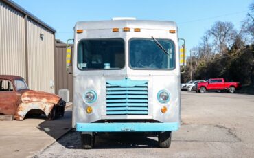 Ford-Step-Van-1970-Van-6
