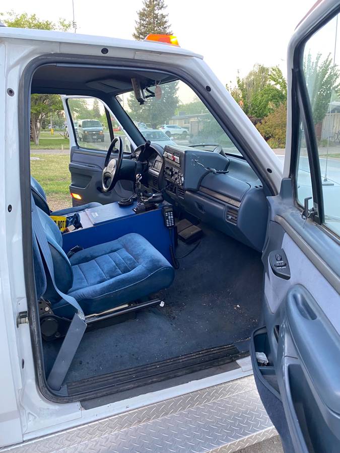 Ford-Super-duty-diesel-1993-white-17