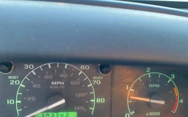 Ford-Super-duty-diesel-1993-white-18