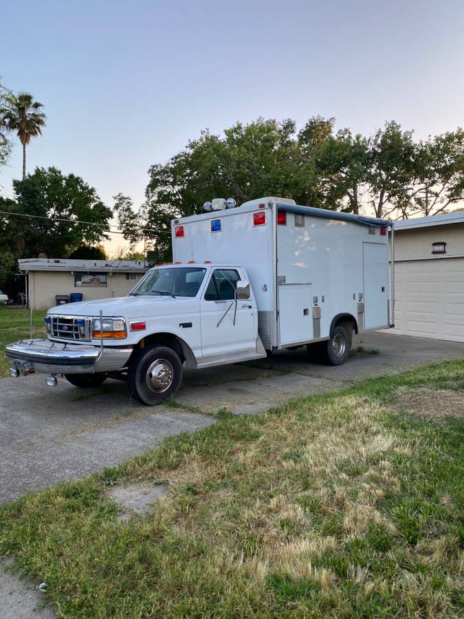 Ford-Super-duty-diesel-1993-white-2