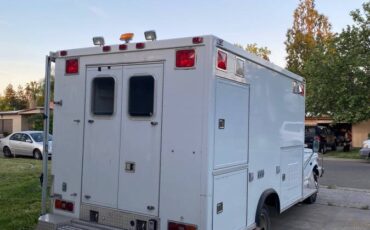 Ford-Super-duty-diesel-1993-white-4
