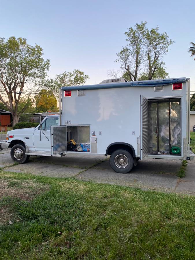 Ford-Super-duty-diesel-1993-white-7