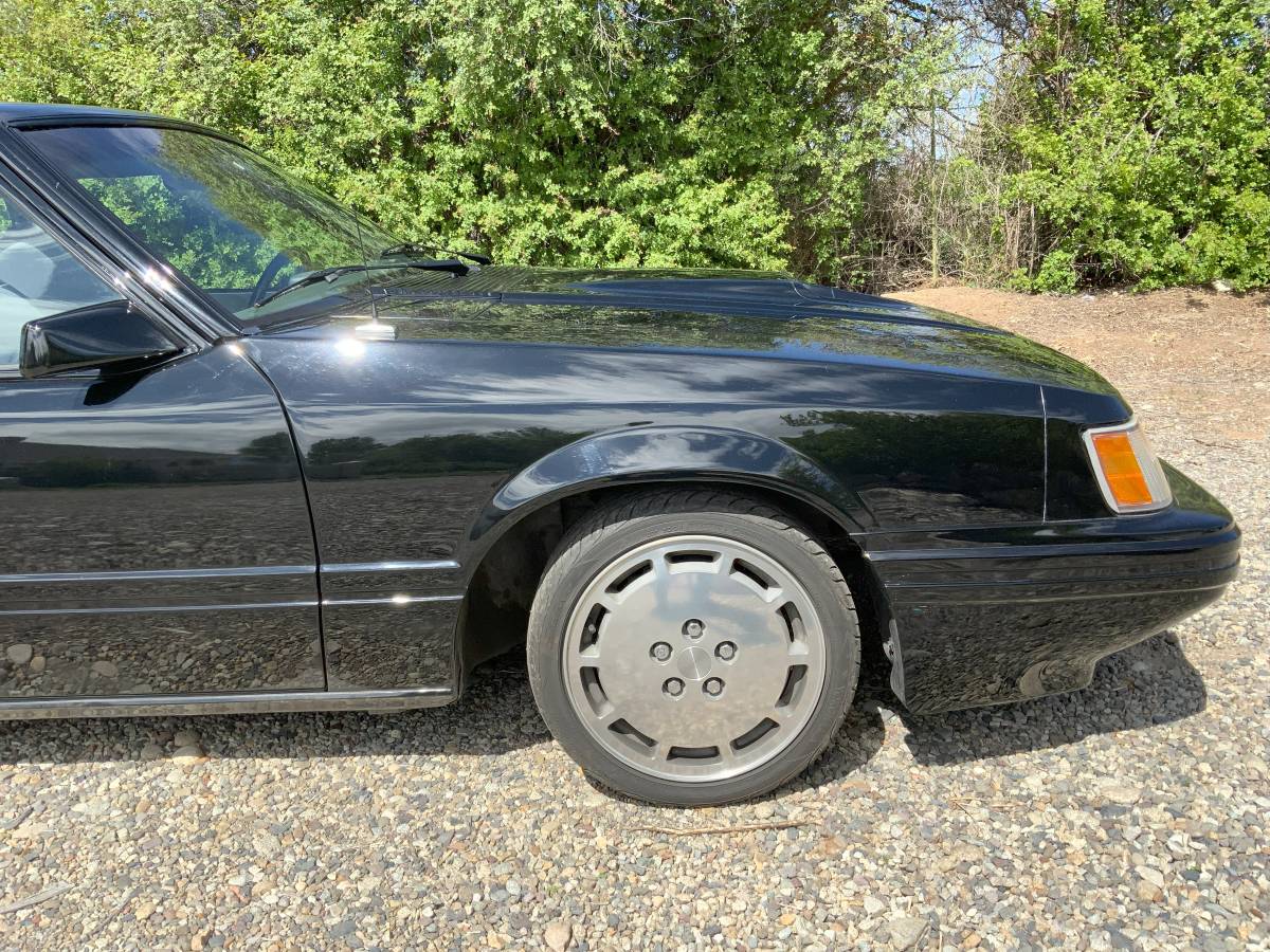 Ford-Svo-mustang-1986-black-9