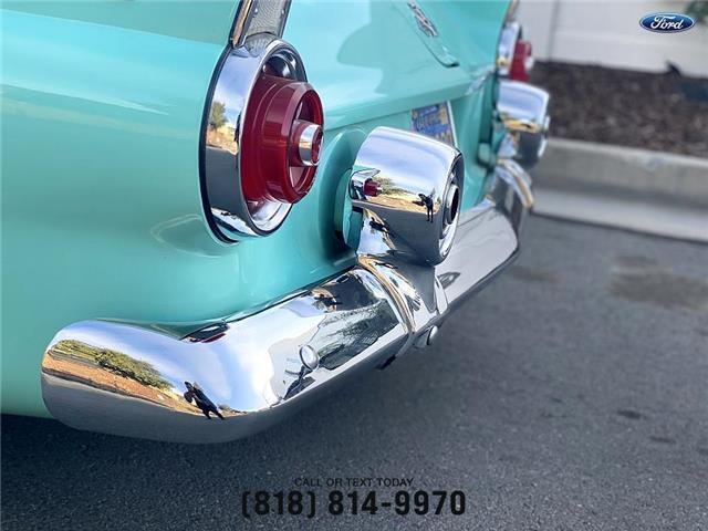 Ford-T-Bird-1955-Convertible-37