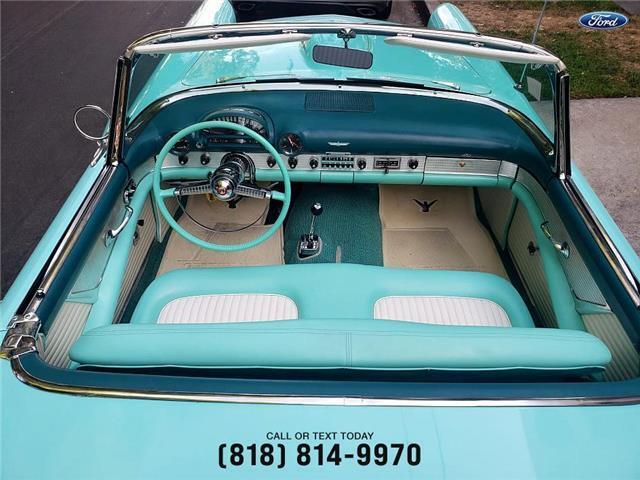 Ford-T-Bird-1955-Convertible-9