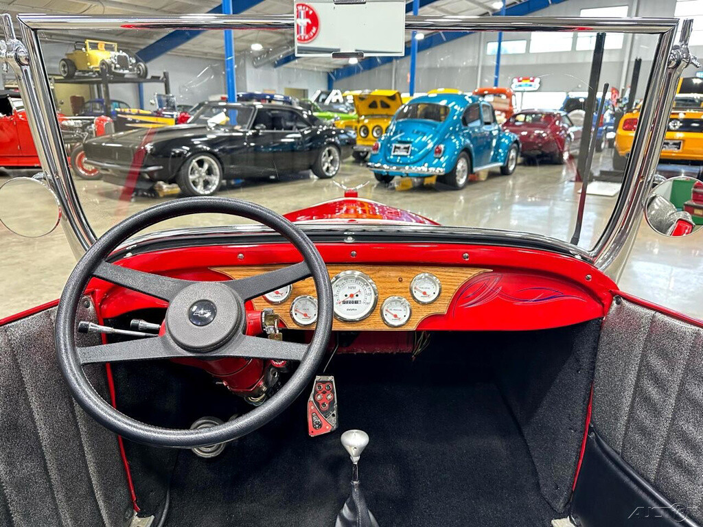 Ford-T-Bucket-Roadster-1932-Other-19