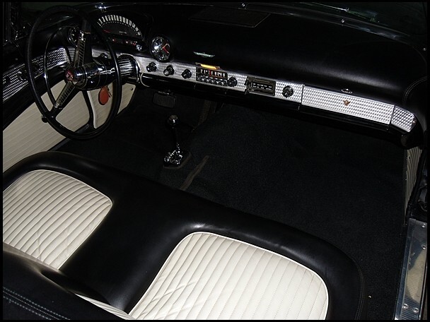 Ford-Thunderbird-1955-Convertible-1