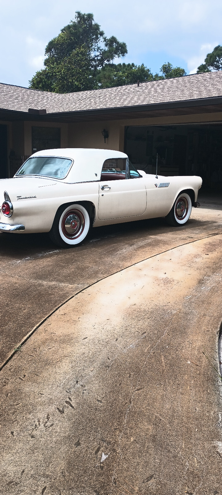 Ford-Thunderbird-1955-Convertible-13