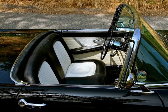 Ford-Thunderbird-1955-Convertible-2