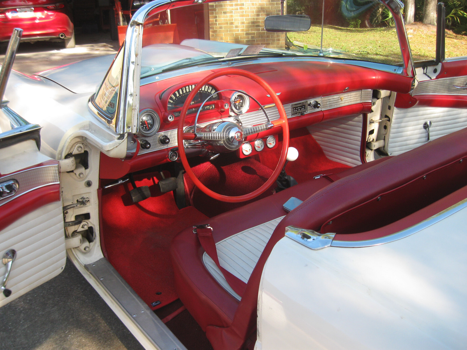 Ford-Thunderbird-1955-Convertible-7