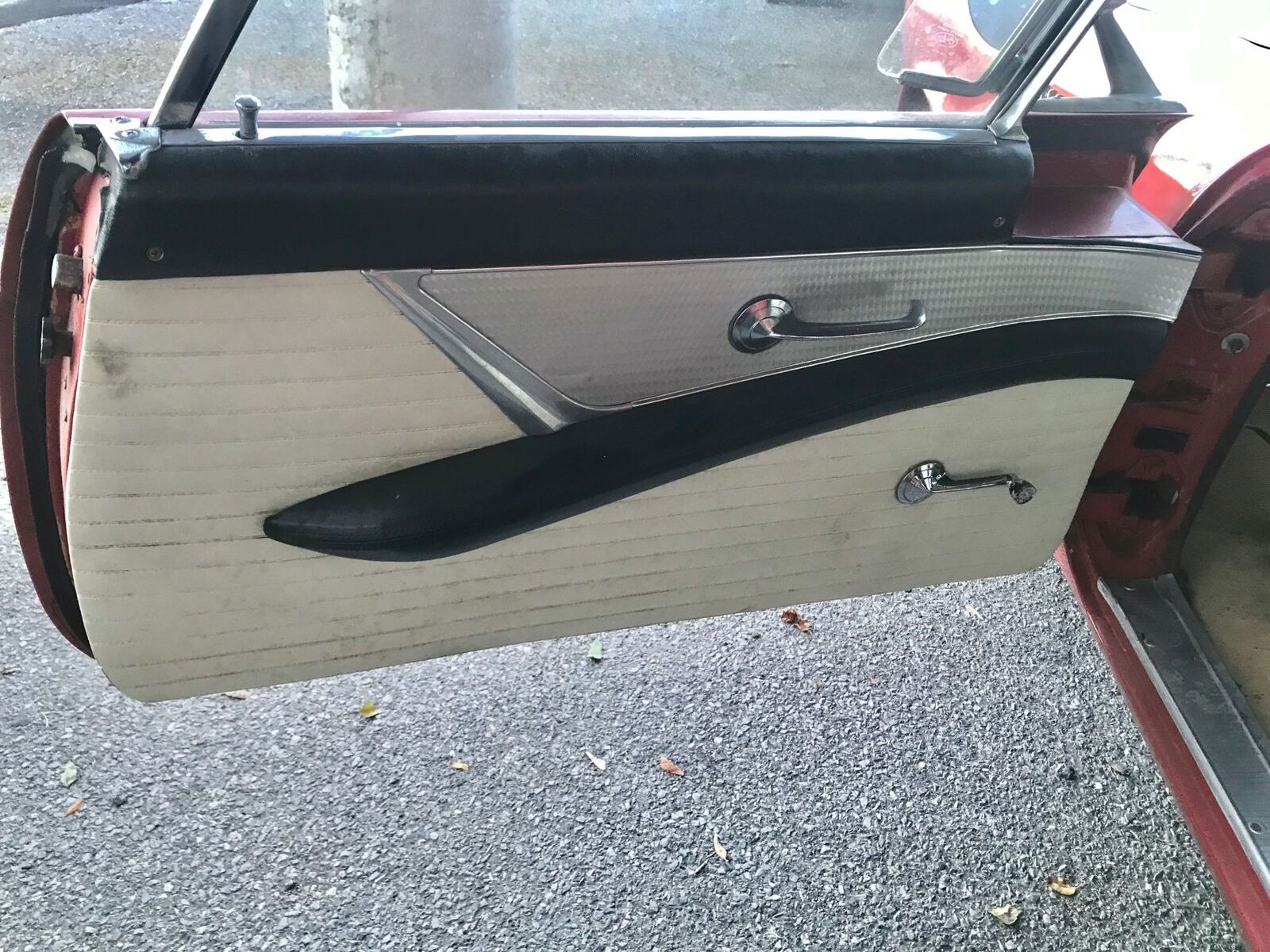 Ford-Thunderbird-1956-Both-Tops-18