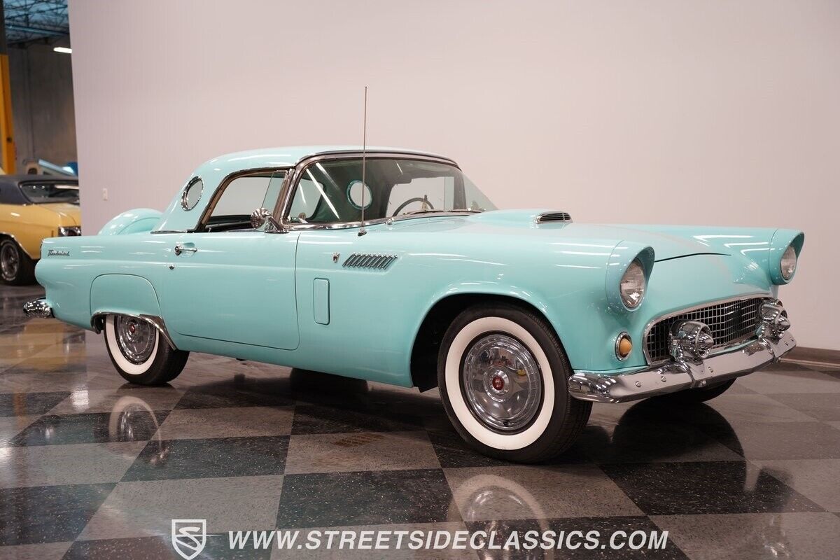 Ford-Thunderbird-1956-Convertible-17
