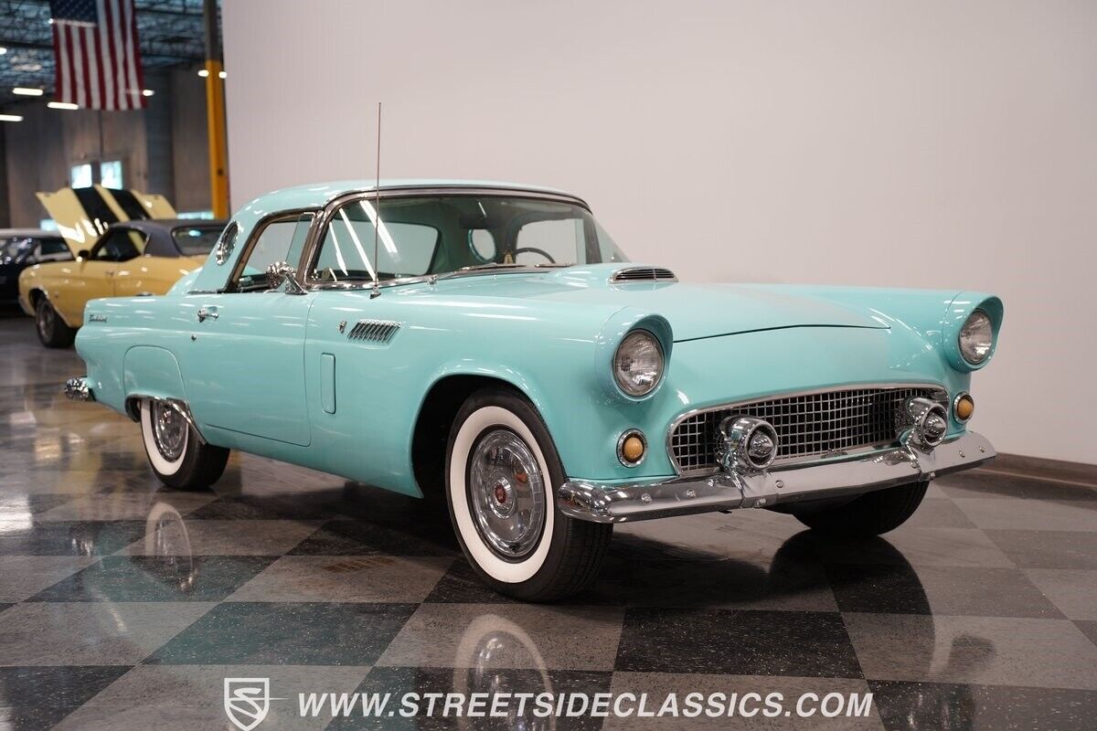 Ford-Thunderbird-1956-Convertible-18