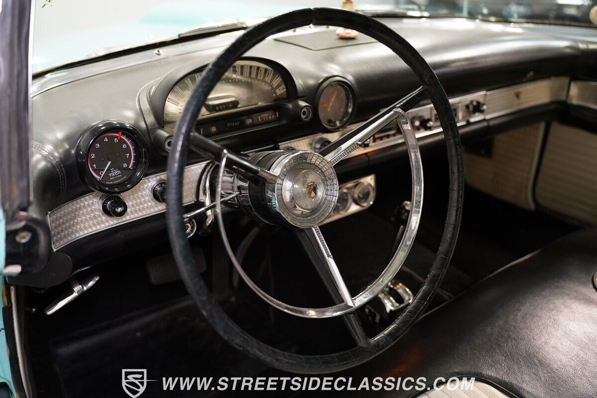 Ford-Thunderbird-1956-Convertible-39