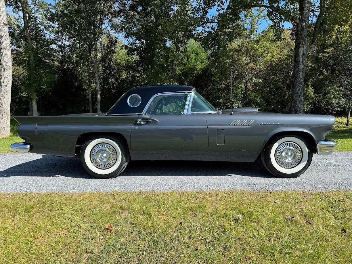 Ford-Thunderbird-1957-Convertible-1