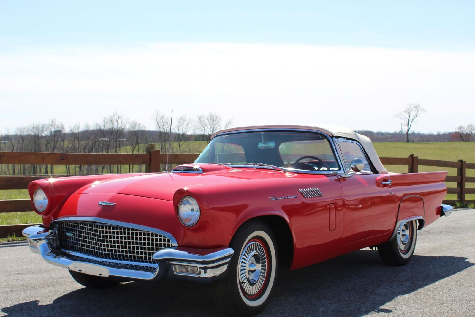 Ford-Thunderbird-1957-Convertible-1