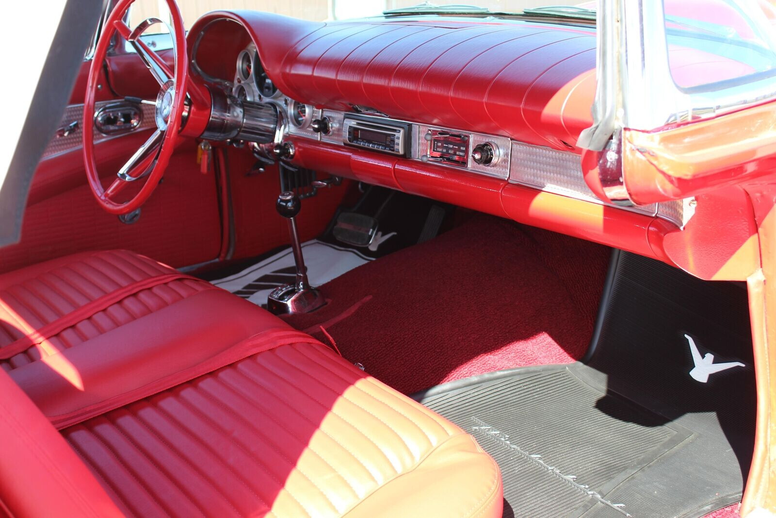 Ford-Thunderbird-1957-Convertible-13