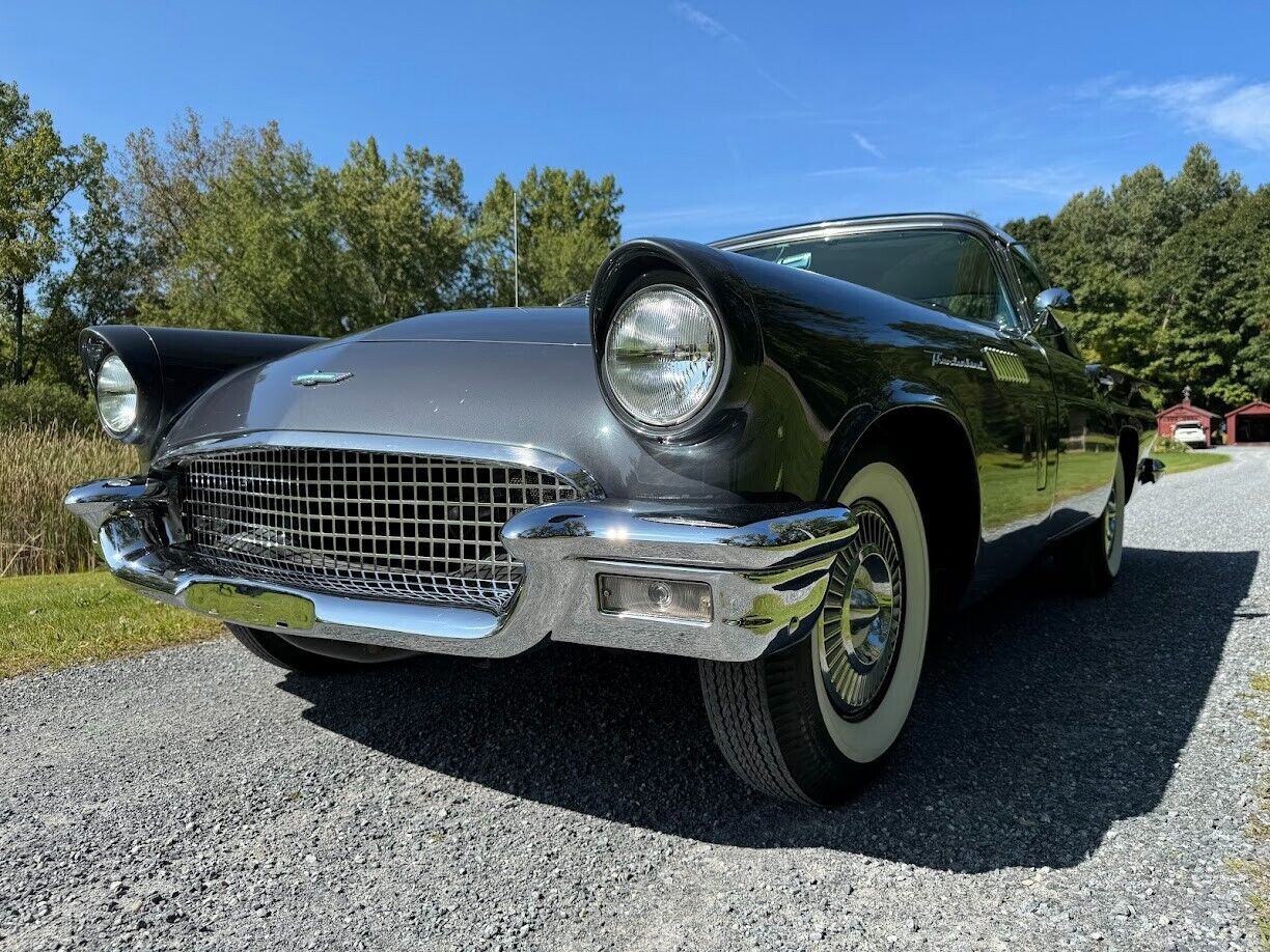 Ford-Thunderbird-1957-Convertible-14