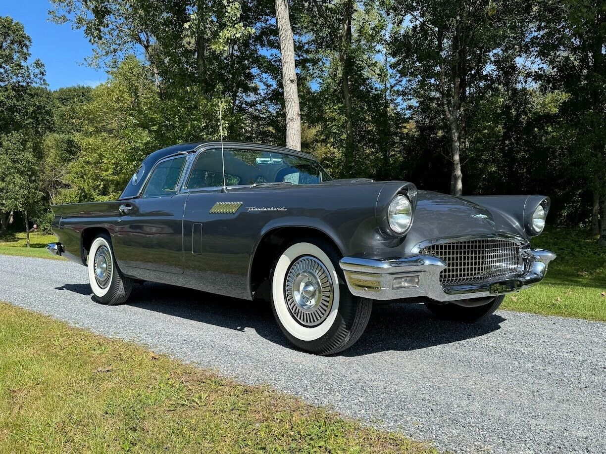 Ford-Thunderbird-1957-Convertible-15