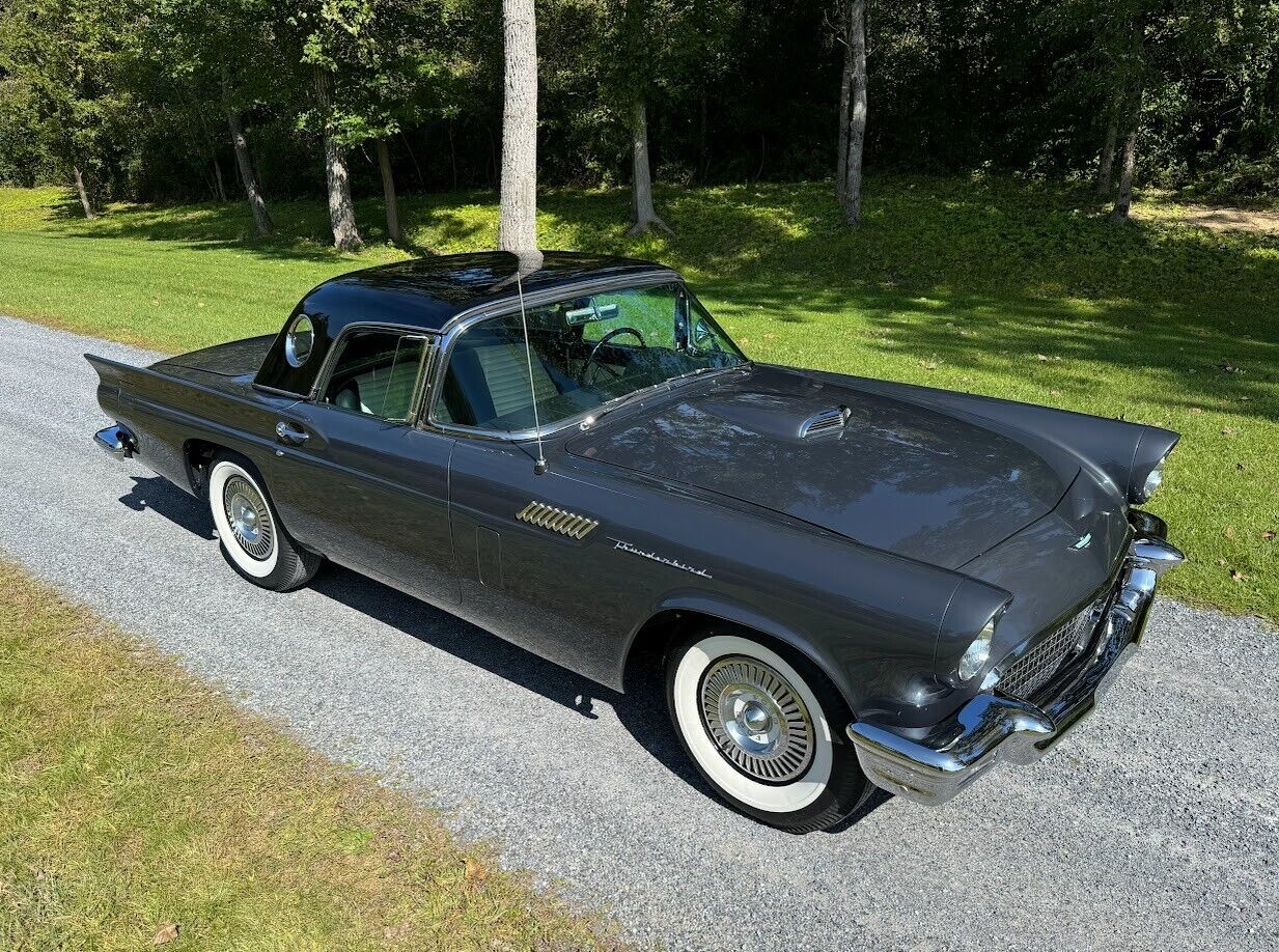 Ford-Thunderbird-1957-Convertible-2