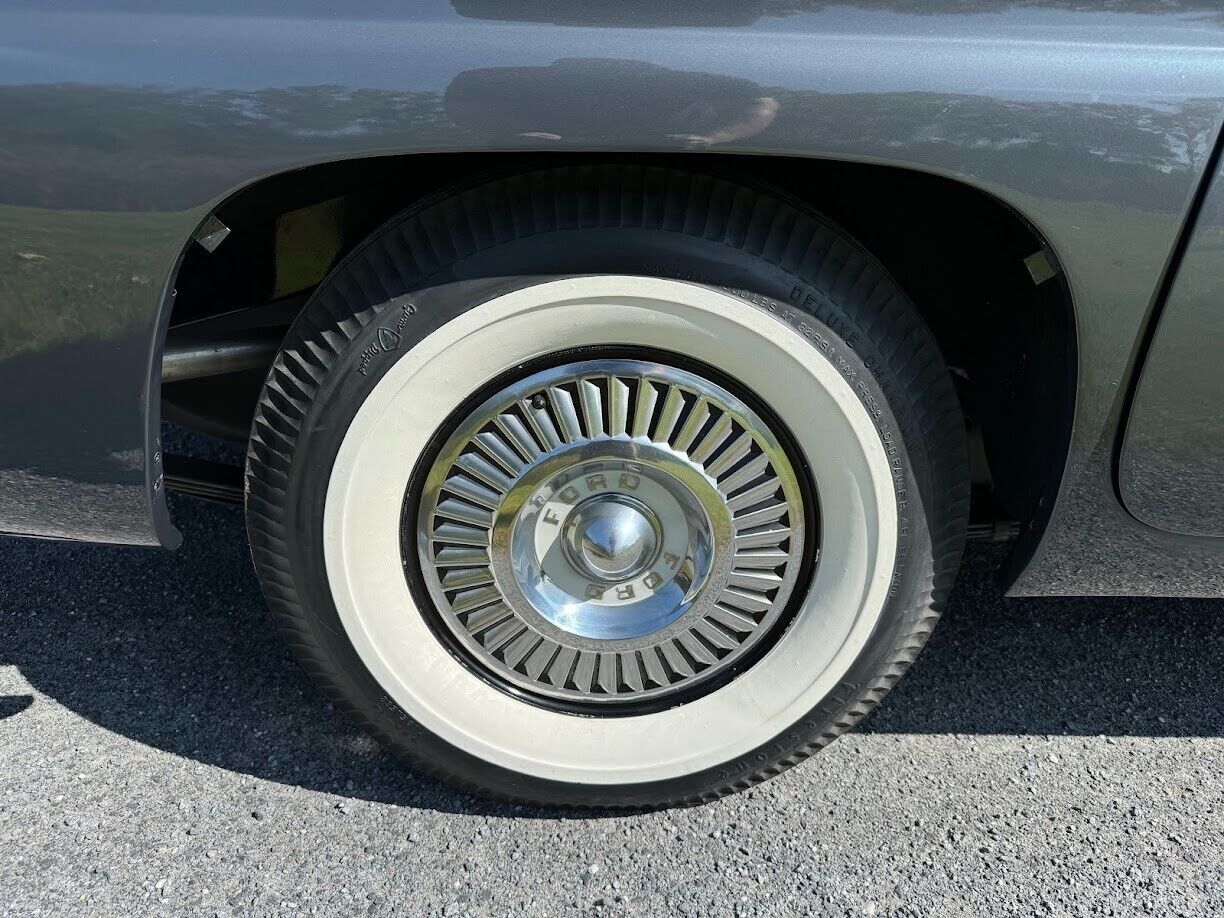 Ford-Thunderbird-1957-Convertible-21