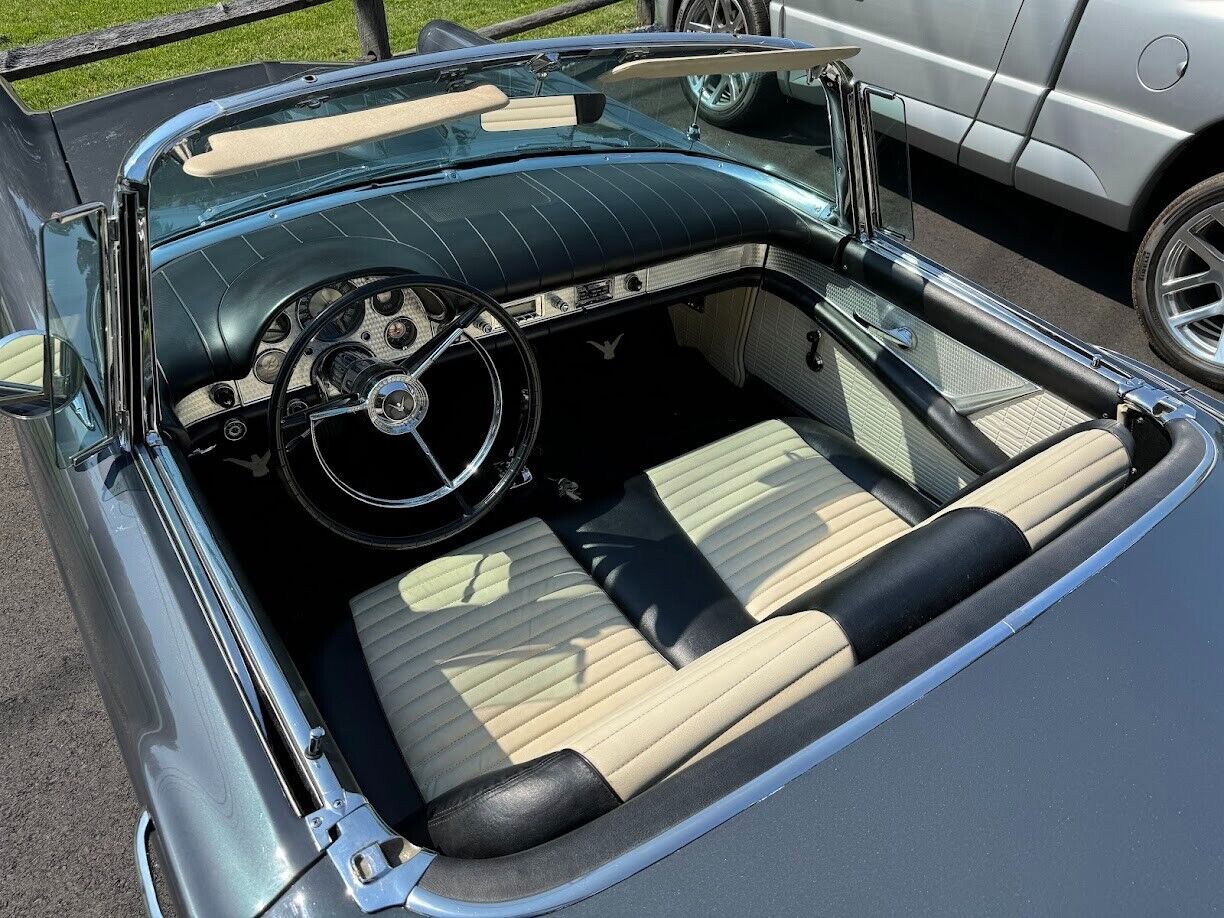 Ford-Thunderbird-1957-Convertible-23