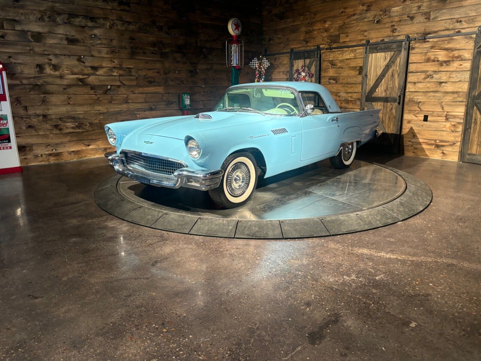 Ford Thunderbird 1957 Convertible