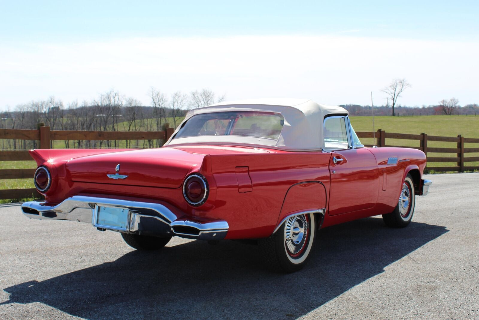 Ford-Thunderbird-1957-Convertible-3
