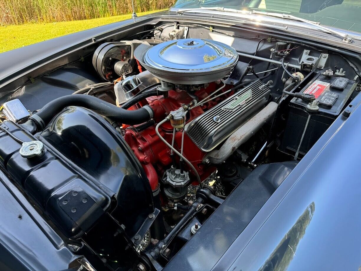 Ford-Thunderbird-1957-Convertible-32