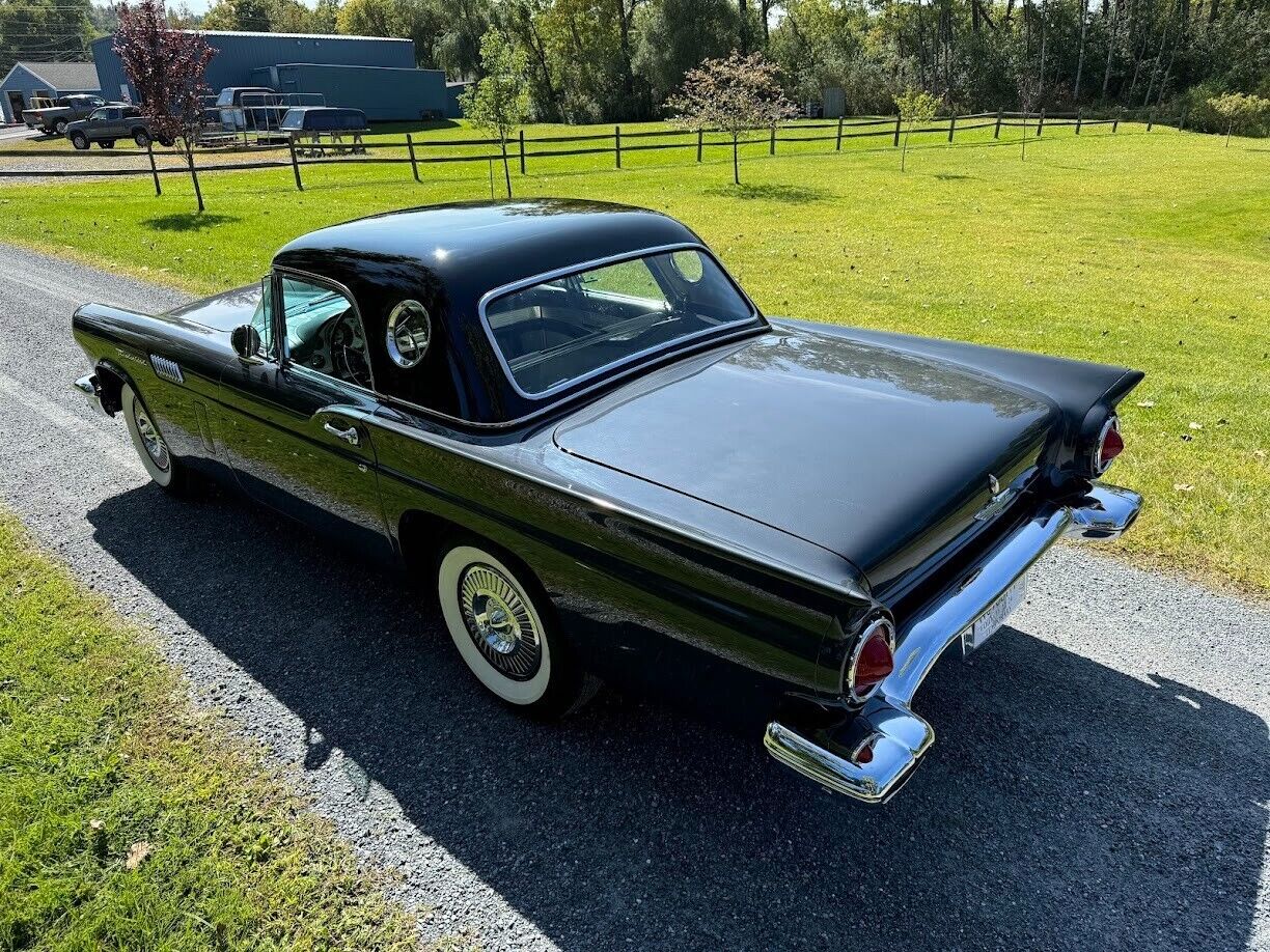 Ford-Thunderbird-1957-Convertible-7