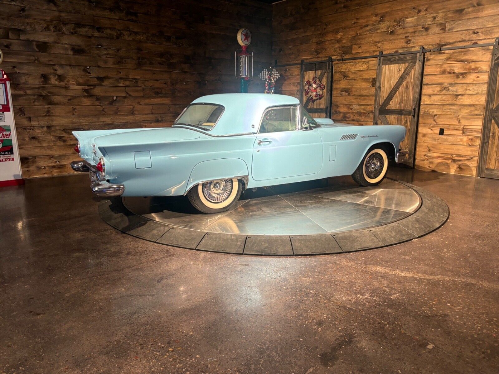 Ford-Thunderbird-1957-Convertible-9