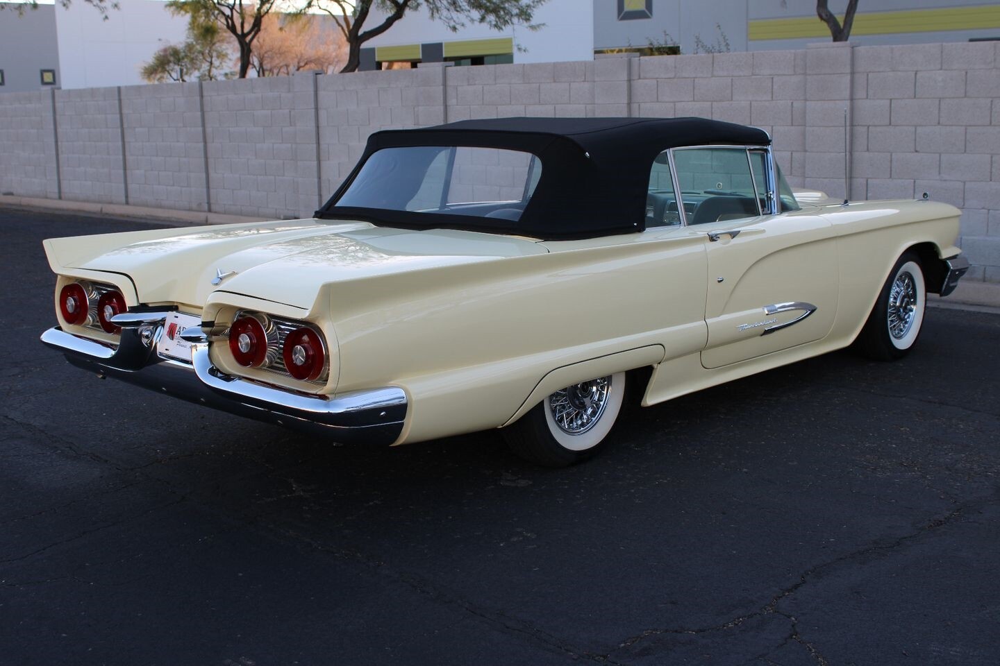 Ford-Thunderbird-1959-Convertible-15