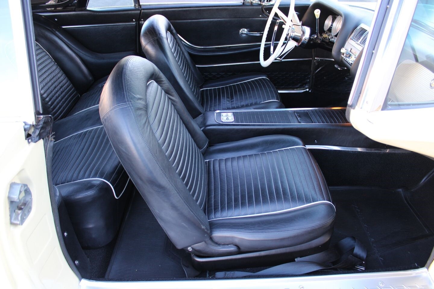 Ford-Thunderbird-1959-Convertible-26