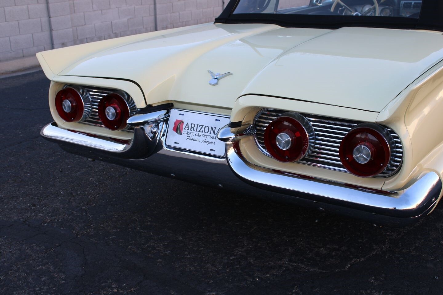 Ford-Thunderbird-1959-Convertible-4