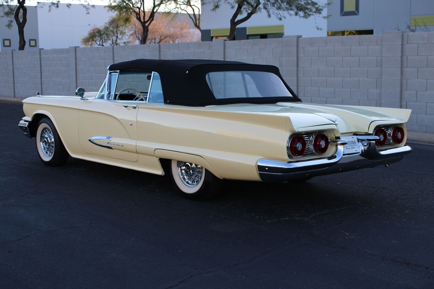 Ford-Thunderbird-1959-Convertible-5