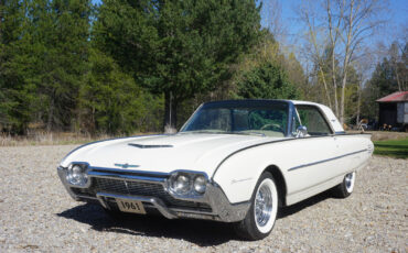 Ford-Thunderbird-1961-Coupe-1