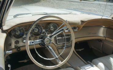 Ford-Thunderbird-1961-Coupe-19