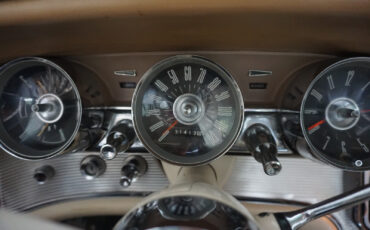 Ford-Thunderbird-1961-Coupe-20