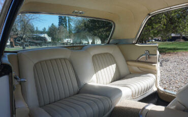 Ford-Thunderbird-1961-Coupe-27