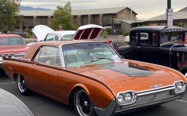 Ford-Thunderbird-1961-orange-2
