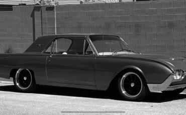 Ford-Thunderbird-1961-orange-6