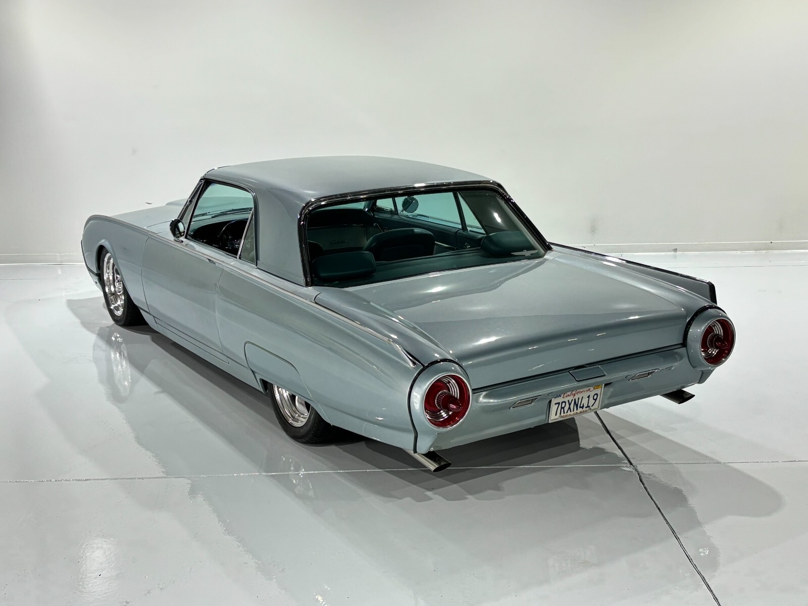 Ford-Thunderbird-1962-14
