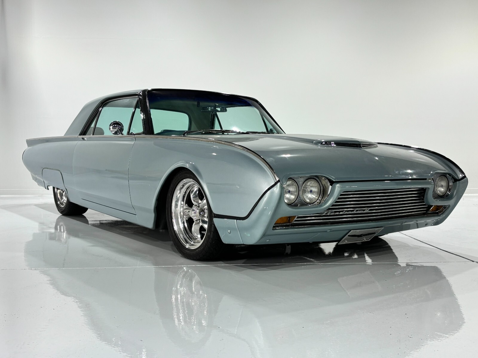 Ford-Thunderbird-1962-5