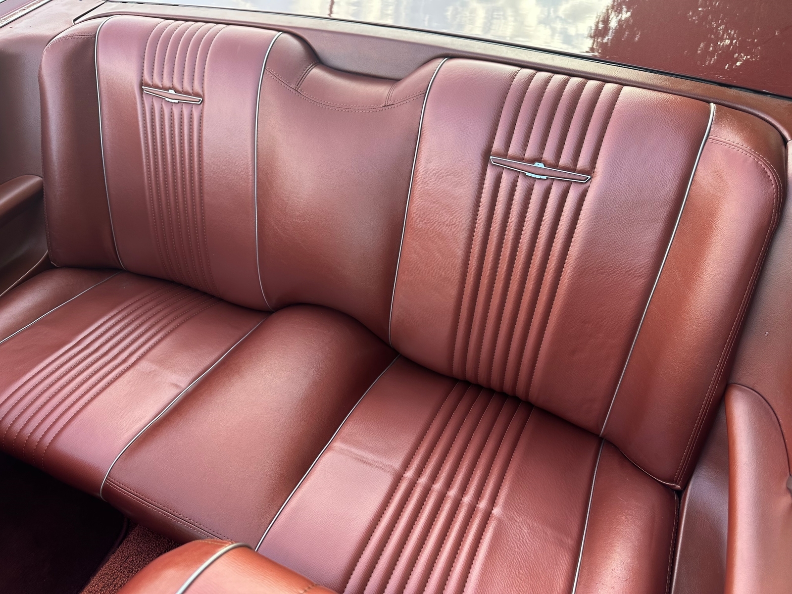 Ford-Thunderbird-1963-CONVERTIBLE-37