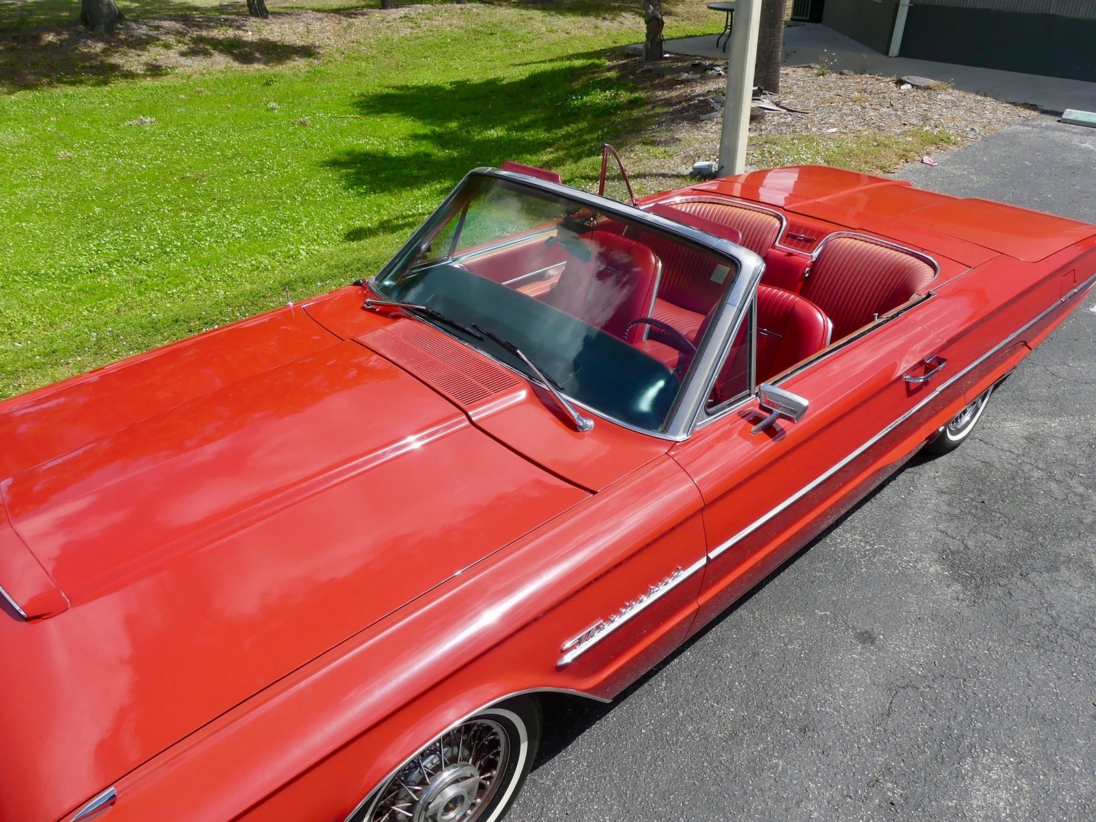 Ford-Thunderbird-1964-Convertible-19