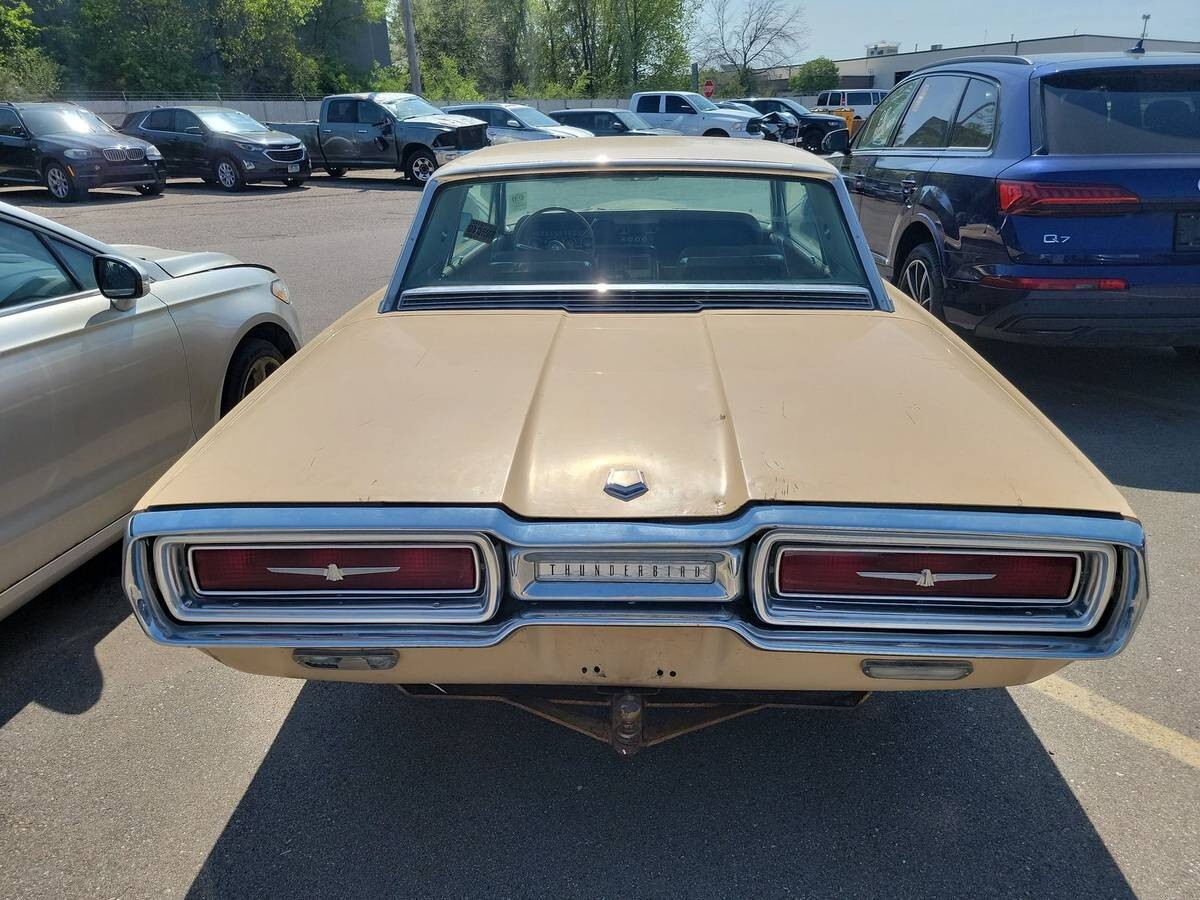 Ford-Thunderbird-1964-Coupe-4